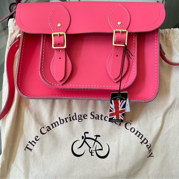 The Cambridge Satchel crossbody - Picture 2 of 6